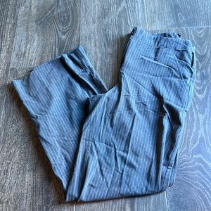Grey pin stripe body by Victoria dress pants